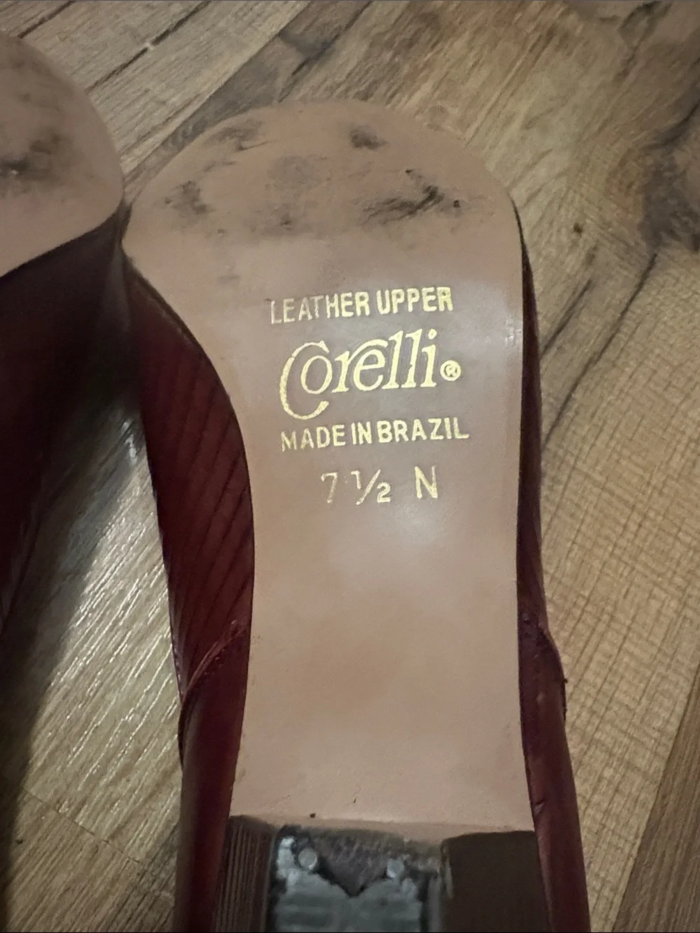 Vintage Corelli Women's Leather Burgundy Pointed-Toe Pumps